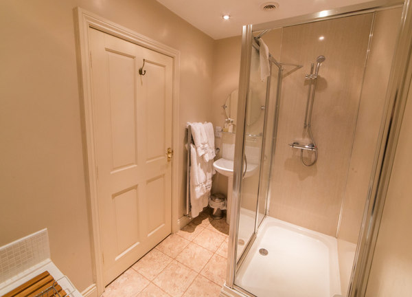 Beamish Cottage 4 Star Gold - Bathroom 