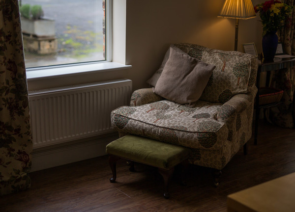 Riding Farm Cottage open plan lounge with wood burning stove 